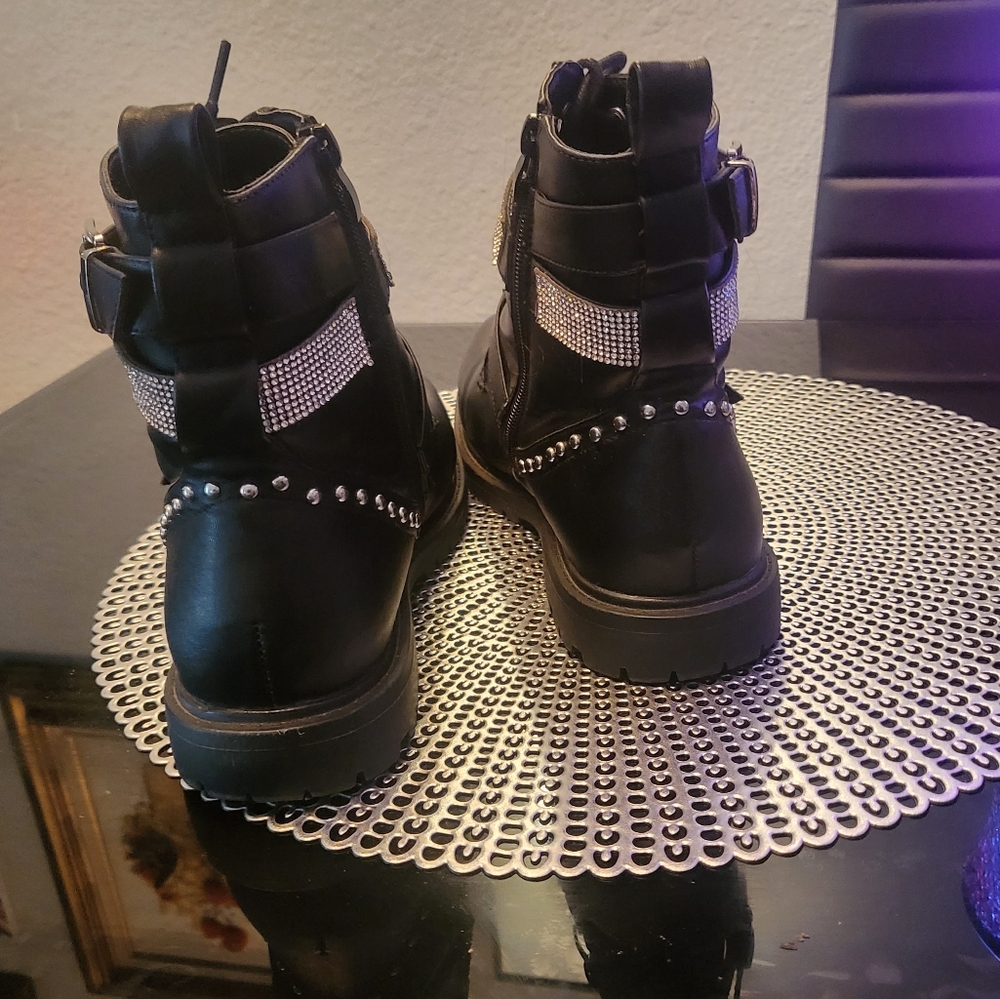 💕Beautiful Rhinestone Moto Boots!! - Picture 2 of 4